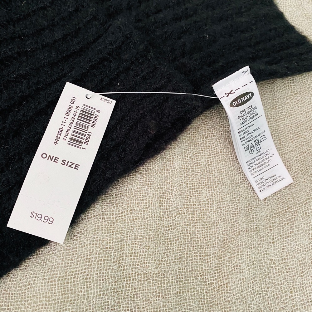 Black Scarf - Picture 2 of 2